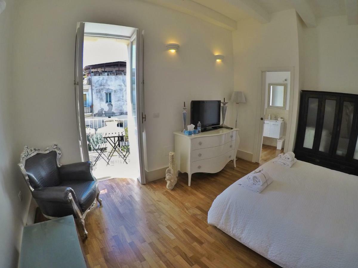 La Residenza Del Reginale Bed & Breakfast Syracuse Bagian luar foto